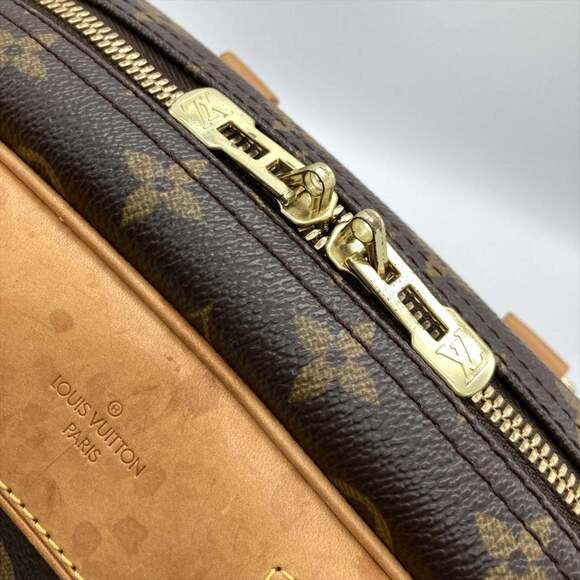 LOUIS VUITTON Authentic Brown Monogram Canvas Bag - Picture 10 of 12